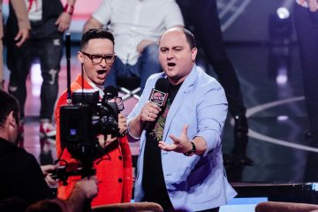 Любимец Зеленского кардинально сменил имидж: "Как тебе такое, Зибров?"