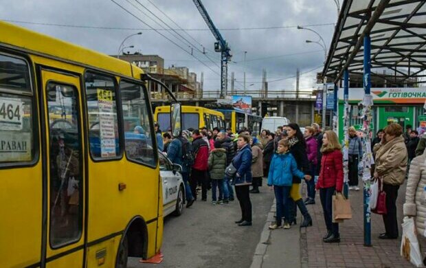 Из Киева исчезнут маршрутки: на чем будуть катать украинцев, уставших от гробов на колесах
