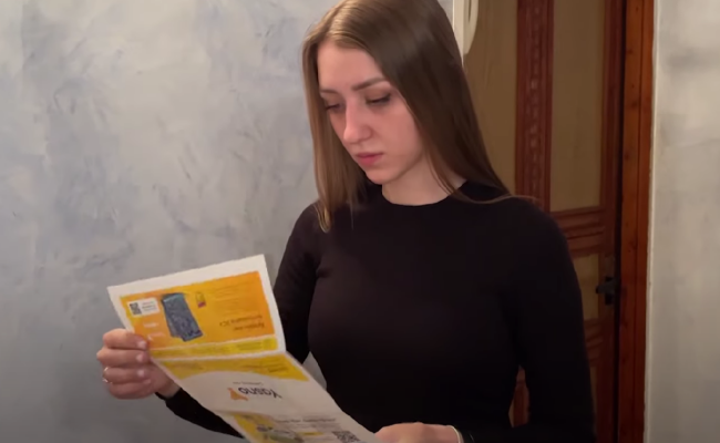 Платіжка за світло. Фото: скрін youtube