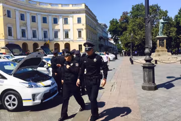 Не пожалел ребенка: в Одессе озверелый бандит набросился на школьника