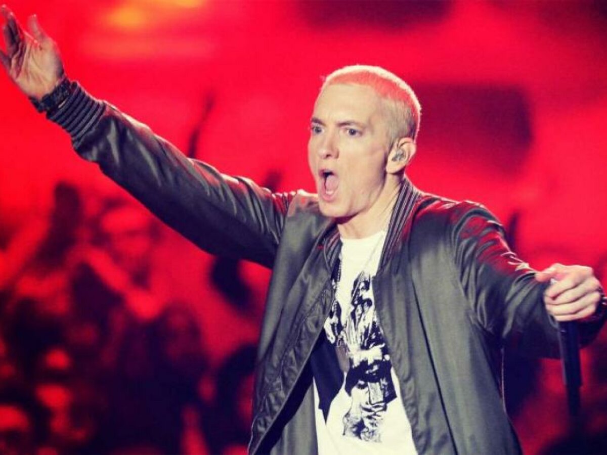 Eminem Rozkriv Tayemnicyu Novoyi Kohanki Pered Bagatotisyachnoyu Publikoyu Znaj Yua