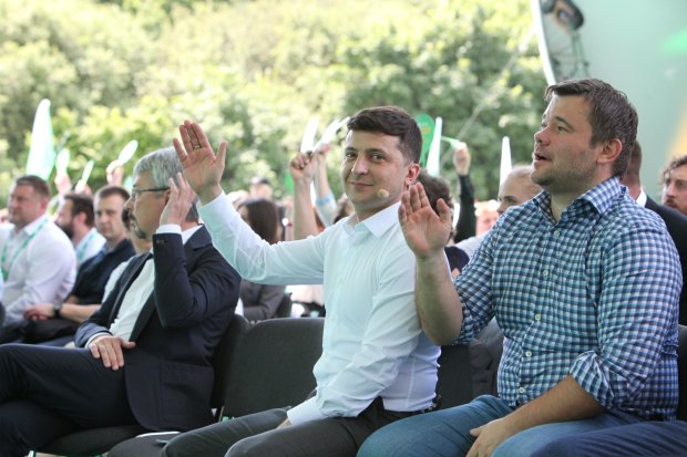 Перший місяць президентства Зеленського: українці дали однозначну оцінку "Слузі народу"