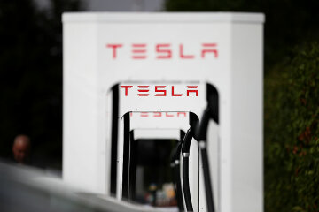 Tesla, gettyimages