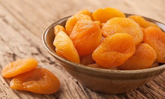 Курага, скріншот: YouTube