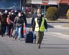 пункт пропуску, скріншот з відео