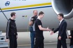 "Повертаюсь до штурвалу": звiльнений з лап Путiна одеський моряк розчулив всю Украiну, - ось вони, нашi герої