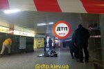 У центрі Києва чоловіка зарізали на очах у дружини