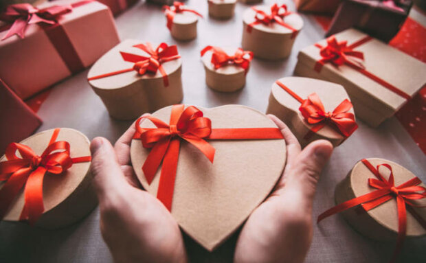 День святого Валентина 2020: топ кращих подарунків на свято