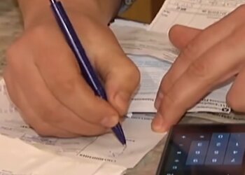 Квитанция за коммуналку, скриншот из видео