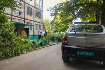 У Дніпрі житловий будинок начинили гранатами, люди в паніці стрибали з вікон: кадри масової евакуації