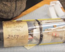 В Америці знайшли капсулу з посланням для 2957 року (відео)