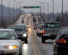 З 1  жовтня водії повинні ввімкнути фари вдень - МВС