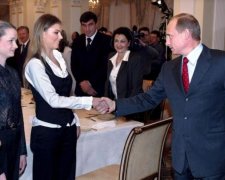 Коханка Путіна вивалила скрєпи на дитячому фестивалі: фото