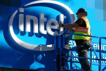 Intel поспішно попрощалася з Україною