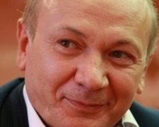 Українська влада припинила розшук організатора вбивств на Майдані