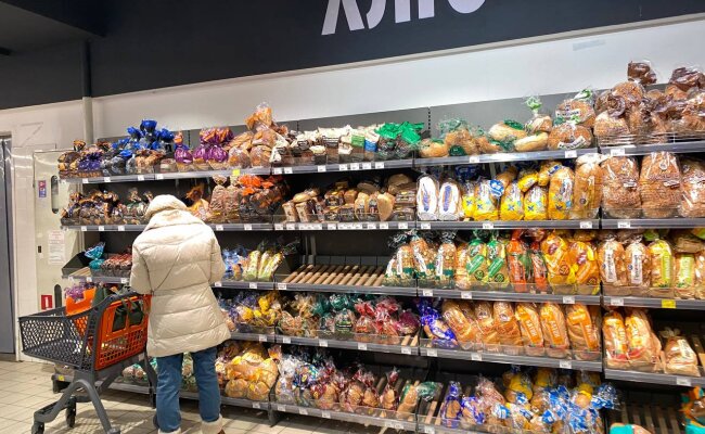 Хлеб, супермаркет, фото: Знай.ua