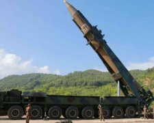 Стало відомо, хто дав шаленому Кіму ракету