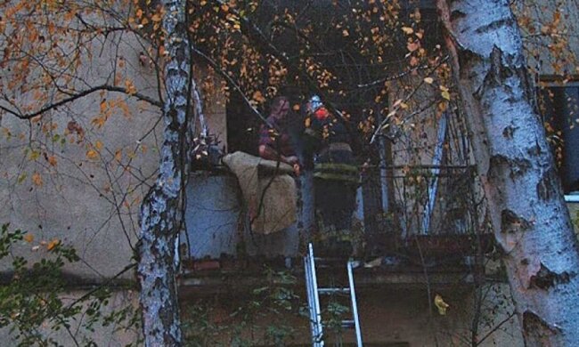 Из-за пожара эвакуировали жителей дома в Ужгороде