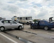 П'яний нелюд протаранив авто з немовлям: моторошні кадри