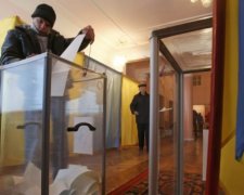 В Одесі зафіксували перші порушення на виборчій дільниці