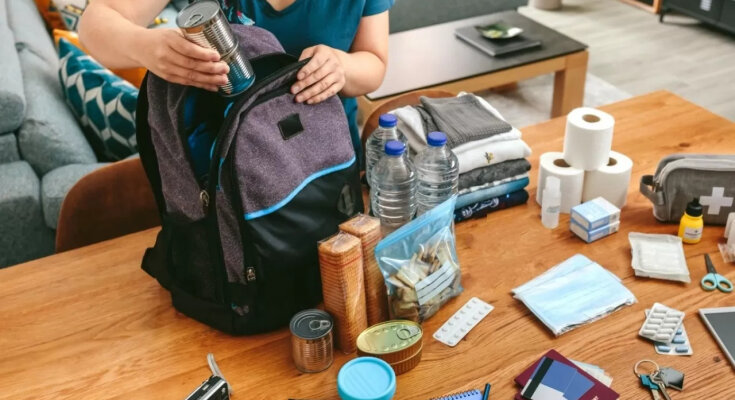 Тривожна валіза. Фото з відкритих джерел