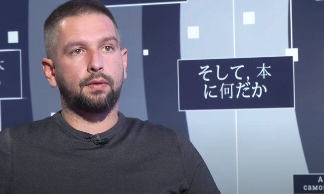 Василий Апасов