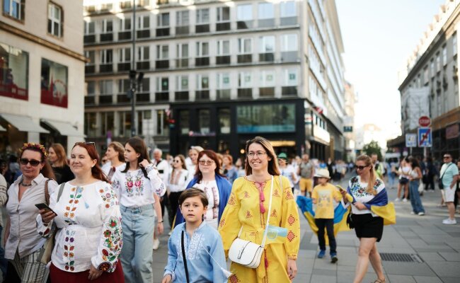 Временная защита в ЕС: какие страны чаще всего выбирают украинцы для убежища