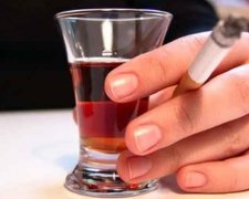 Алкоголь та тютюн знов подорожчають