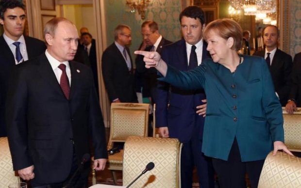 Путіну – хвостик, Меркель – налисо: як виглядають політики з іншими зачісками