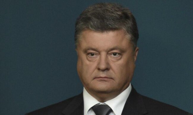 Порошенко: звинувачення ФСБ "безглузді і цинічні"