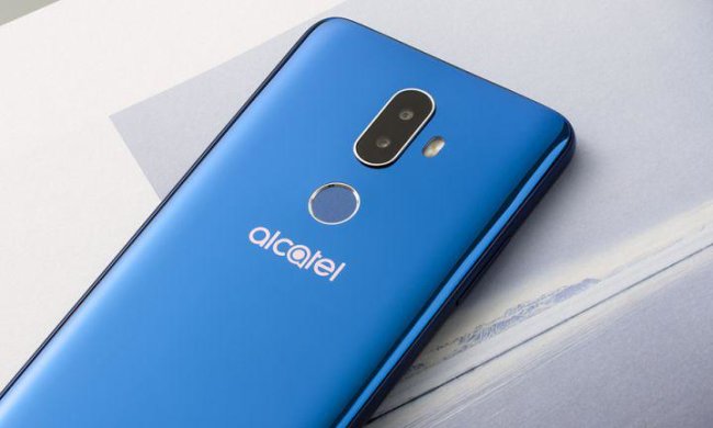 Alcatel продає смартфони з вірусами: опубліковано беззаперечні докази