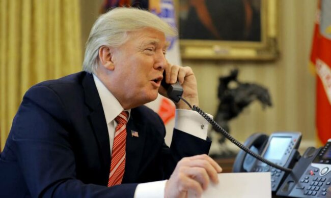 Трамп решил опубликовать стенограмму телефонного разговора с Зеленским