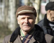 З 1 липня уряд підніме пенсії, але не всім
