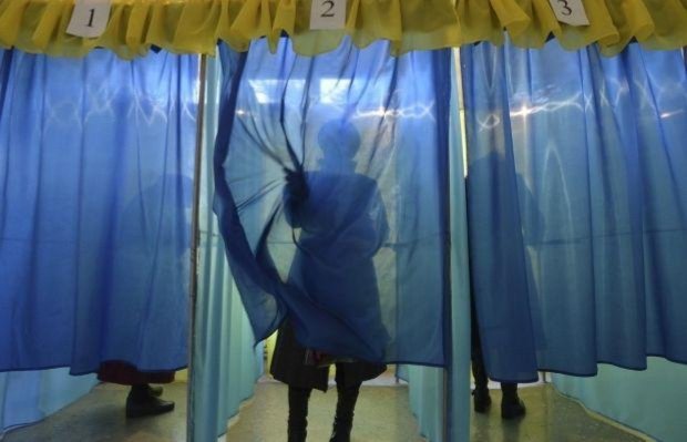 Старейшая звезда выборов президента: 101-летняя украинка устроила фурор на участке