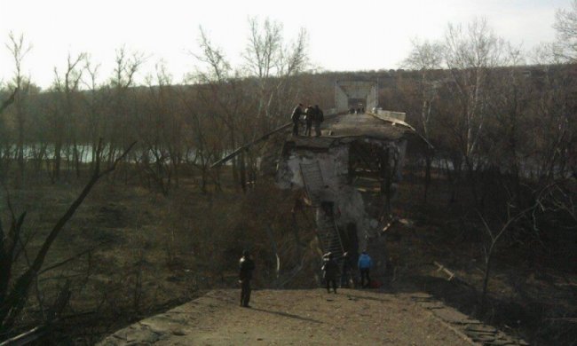 Мост через Северский Донец уничтожили силы АТО