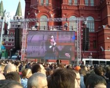 У Москві проходить масштабна акція пам'яті жертв пітерського теракту