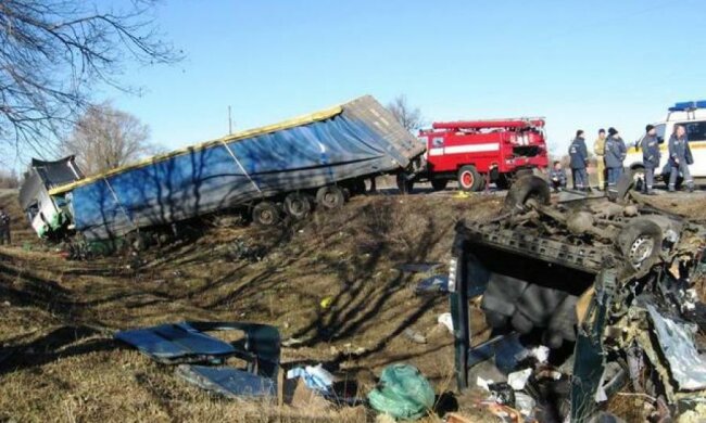 В страшном ДТП на Полтавщине погибли 7 человек