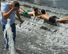 Синоптики назвали точну дату, коли українцям стане легше дихати: пекельна спека нарешті відступить