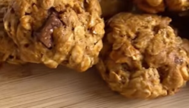 Овсяное печенье от Дидус, скриншот из видео