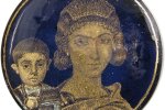 Роскошная живопись древних римлян: как создавали удивительные портреты на дне стеклянных стаканов
