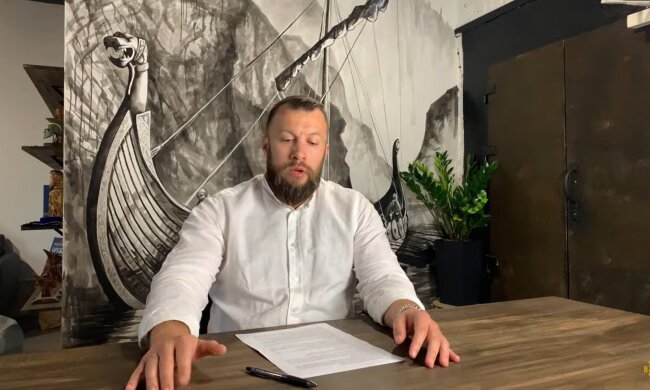 Максим Жорин