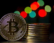 Курс биткоина на 3 июня: криптовалюта неумолимо сдает позиции