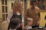 Алла Пугачова та Максим Галкін з дітьми. Фото: скрін youtube