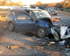 У ДТП на Полтавщині загинули двоє людей, троє травмовані (фото)