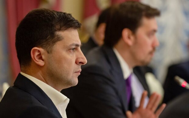 Владимир Зеленский и Алексей Гончарук фото: пресс-служба президента