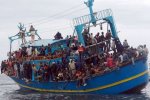 Біля Лівії затонули два судна з 500 мігрантами 