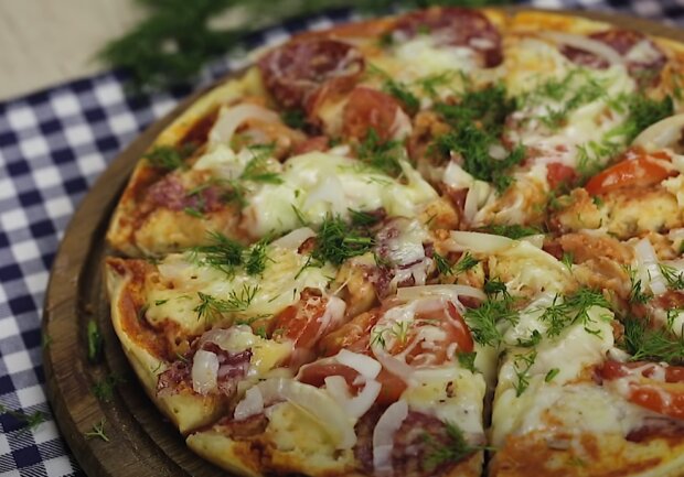 Ингредиенты для «Быстрая пицца на сковороде»: