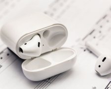 AirPods 2