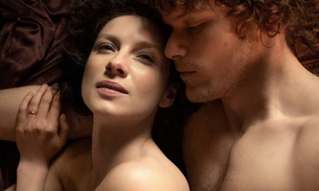 В сети показали самые откровенные сцены сериалов 2017