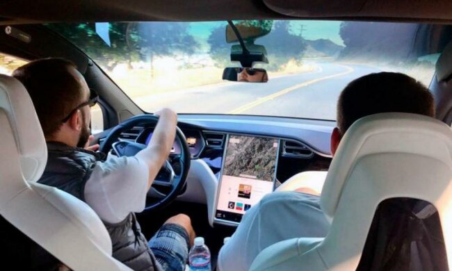 Маск превратит Tesla в игровой компьютер